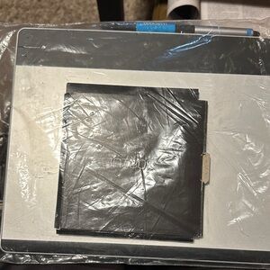 Wacom Intuos Graphics Tablet